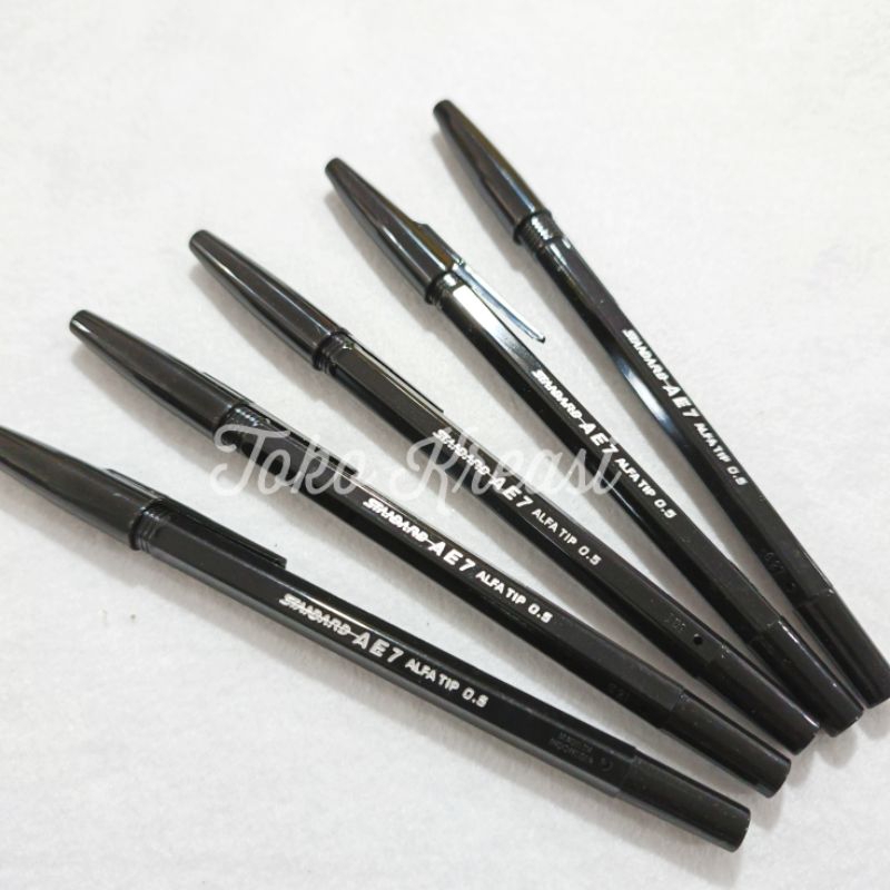 

(Per pcs) Pulpen / Bulpen / Bolpen Standard Hitam AE7 Fine 0.5