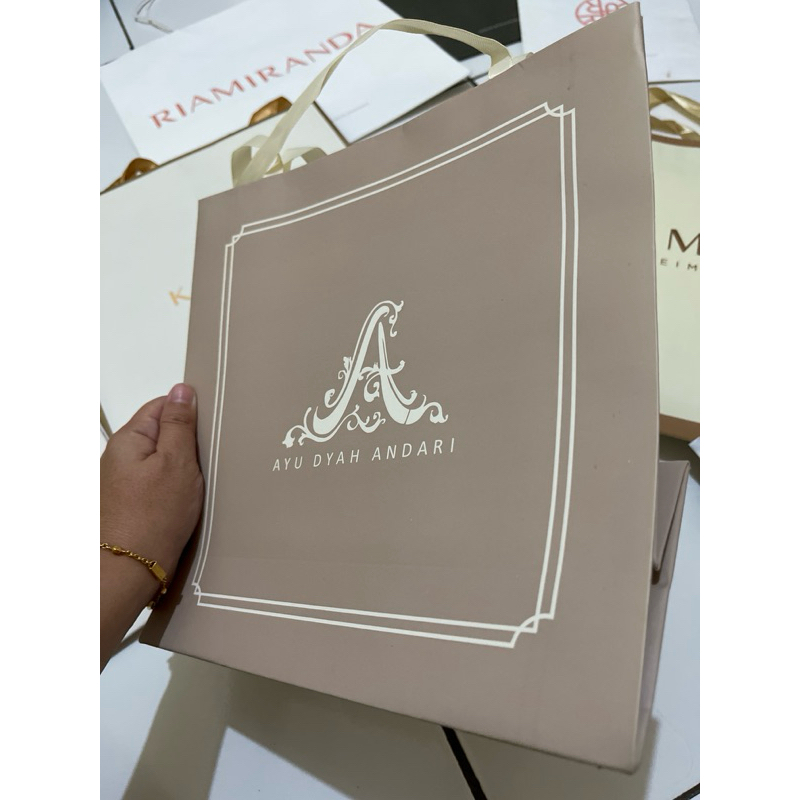 PAPER BAG AYU DYAH ANDARI ORIGINAL REGULER