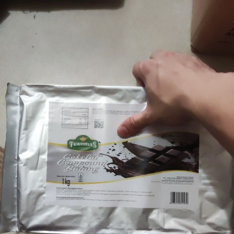 

coklat batang tekomas 1kg / tekomas coklat compound 1kg