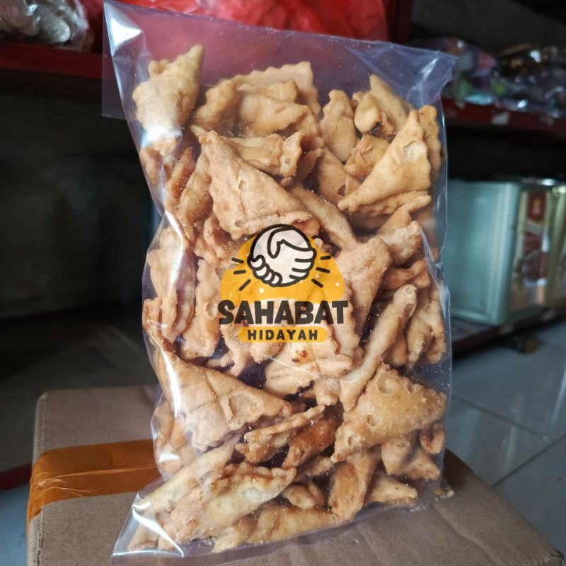 

Pastel segitiga (500gram)