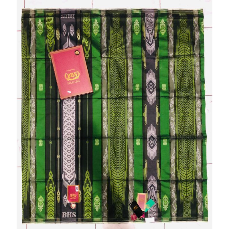 SARUNG BHS EXELENT JAGUAR GOLD MOTIF TERBARU