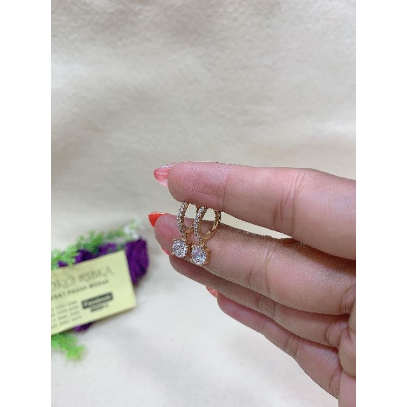 Anting Wynn 35