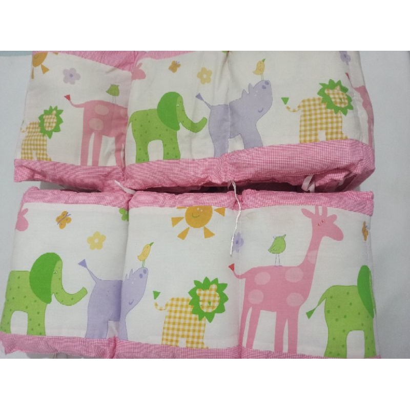 PRELOVED BABY BUMPER/BANTALAN PENGAMAN BOX BAYI WARNA PINK PUTIH J.5