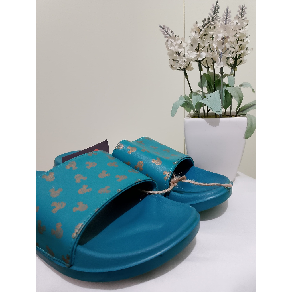 Sandal Nevada x Disney Original 100% (Baca Deskrpsi)