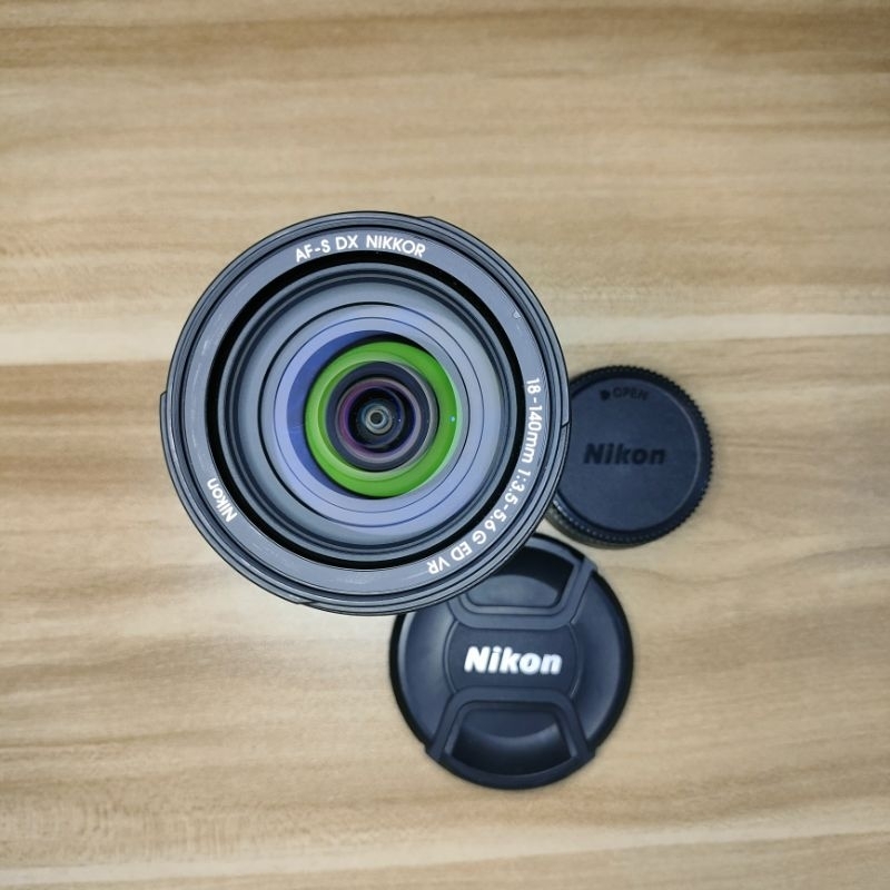 LENSA NIKON 18-140MM AFS SECOND