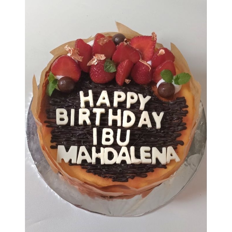 

Birthday cake burnt cheese cake original