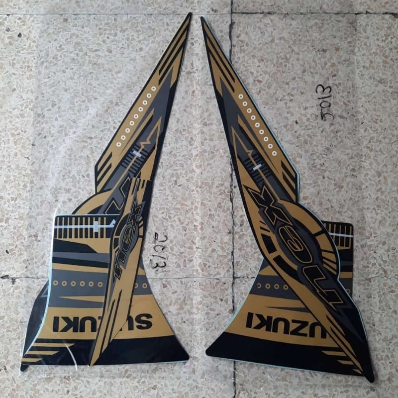 Striping Suzuki Nex coklat