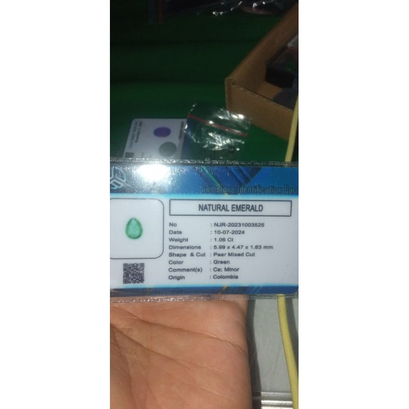 natural jamcol (emerald beryl)