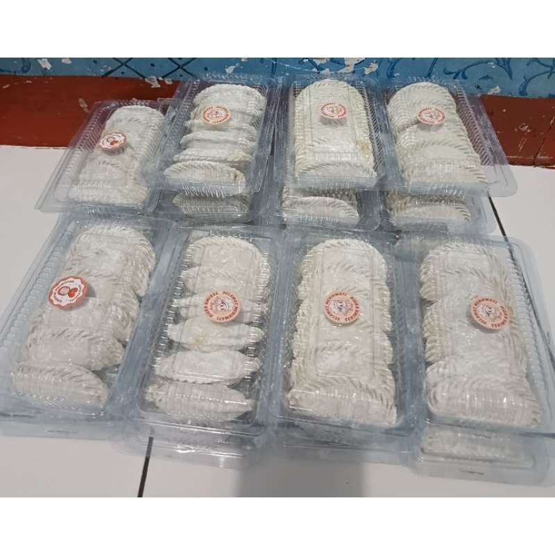 

cireng isi ayam suwir