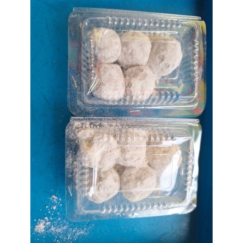 

Mochi isi kacang tanah dan gula putih( kue tradisional )