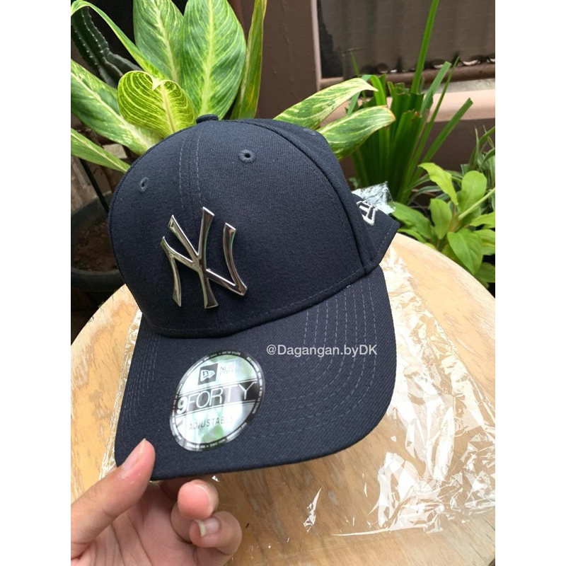 Topi New*Era Silver Metal Logo Original 100% Biru Navy
