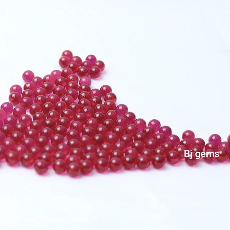 Batu permata Siam Ruby Bola Bulat 9 Mohs