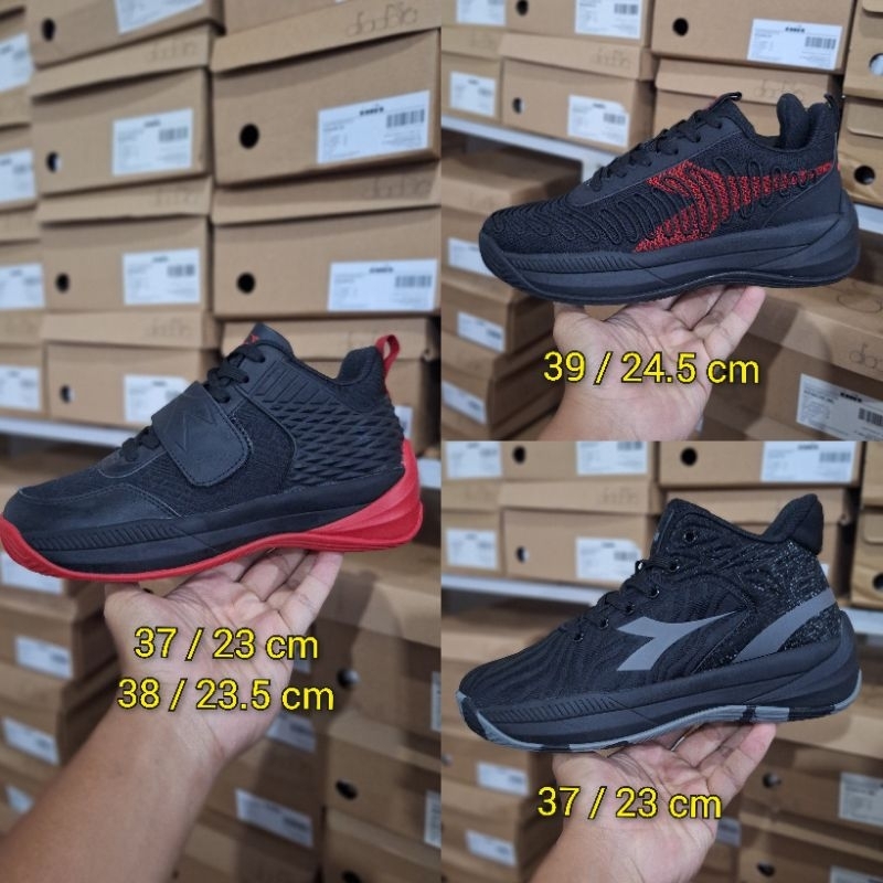 SEPATU BASKET DIADORA