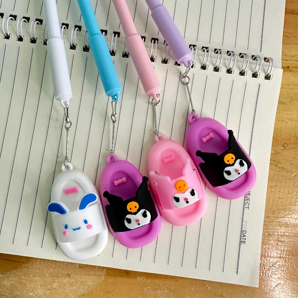 PULPEN GANTUNGAN SENDAL SANRIO PENA GEL GANTUNG BOLPEN GEL SENDAL PULPEN BENTUK SANDAL SANRIO LUCU U