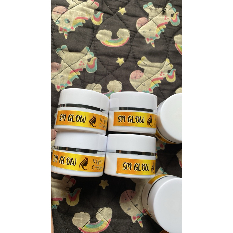 SM GLOW SIANG DAN MALAM