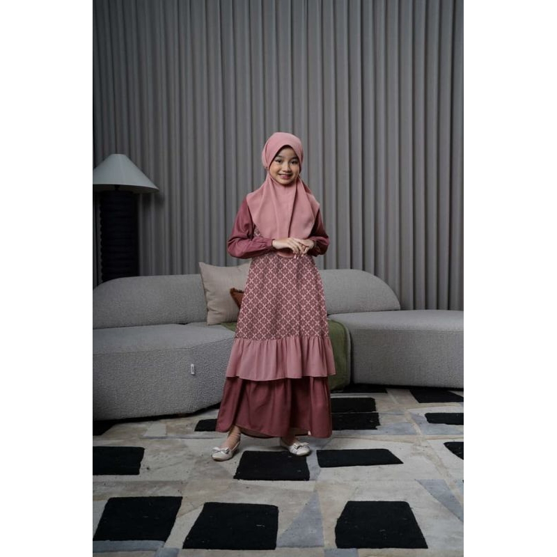 Nibras Raya Series 2025 RAIA BLUSH ROSE Bahan Dobby Raia mix Lace mix Baby Doll Busana Wanita Muslim