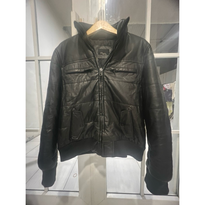 Zara Man Leather Jacket Bulang