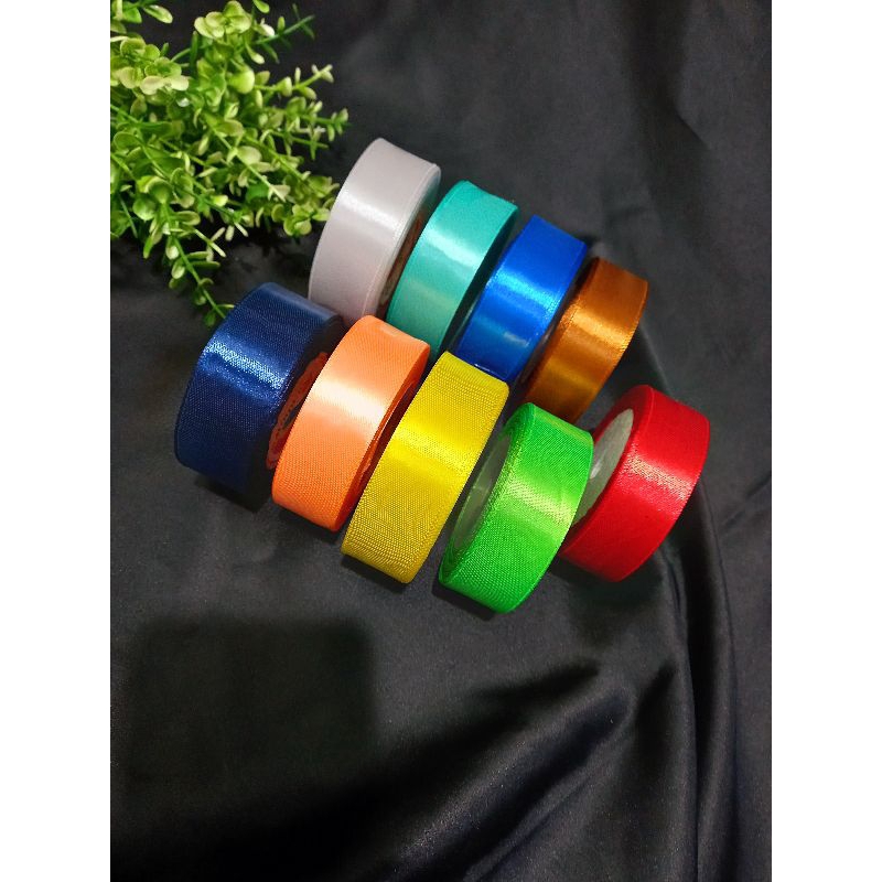 

pita satin/pita roll ukuran 2 jari/size 1 inch/2,5cm