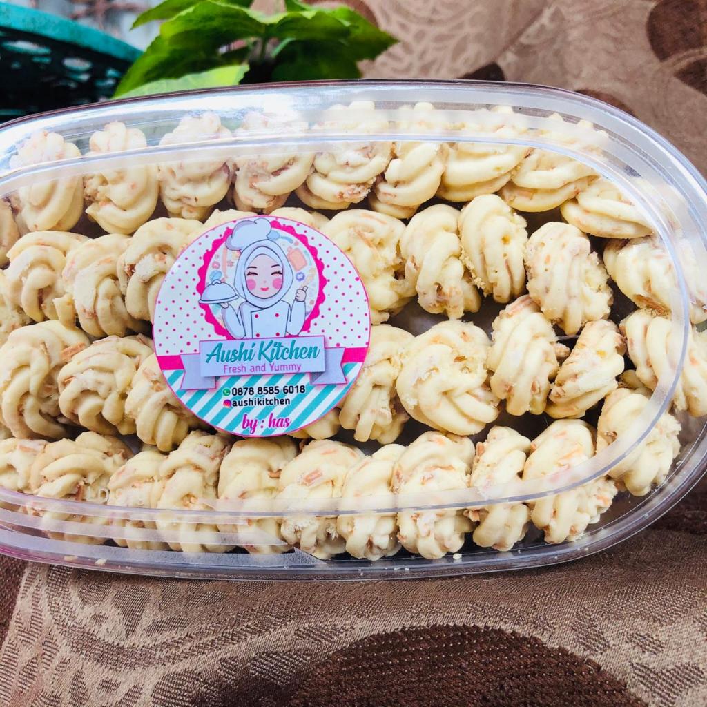 

Kue kering sagu keju kress crunchy bukan ina cookies kue kacang