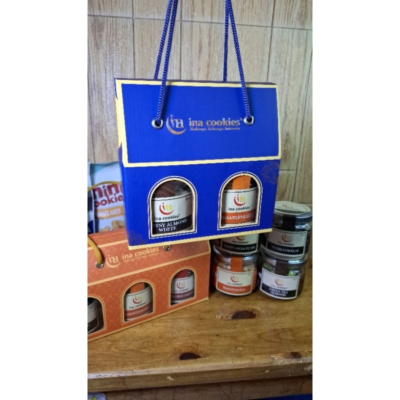 

HAMPERS GABLEBOX INA COOKIES KUE LEBARAN