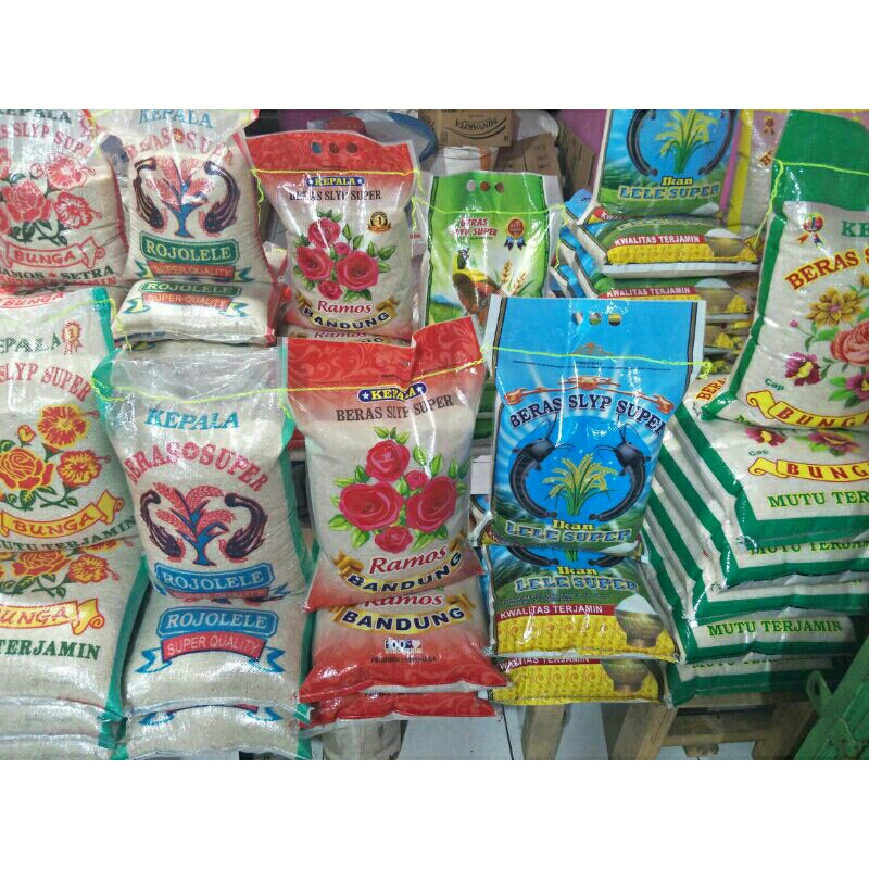 

Beras premium dan medium