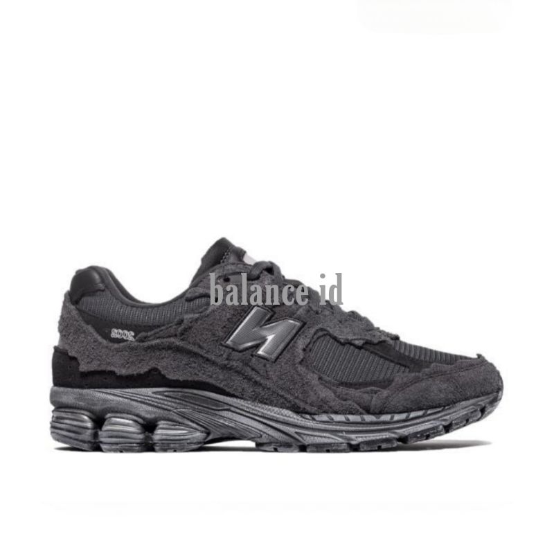 Sepatu Sneakers N Balance 2002 R - Protection Black
