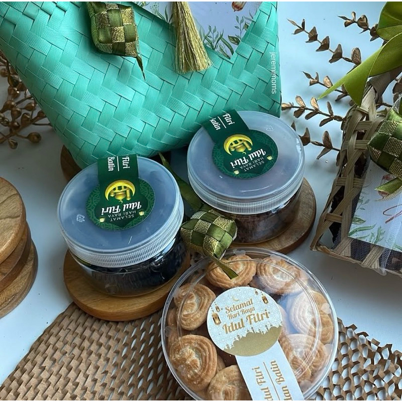 

Hampers Idul Fitri Kue Kering | Parcel Lebaran By Jeremimoms | Bingkisan Lebaran | Hampers Tas Anyaman Aesthetic