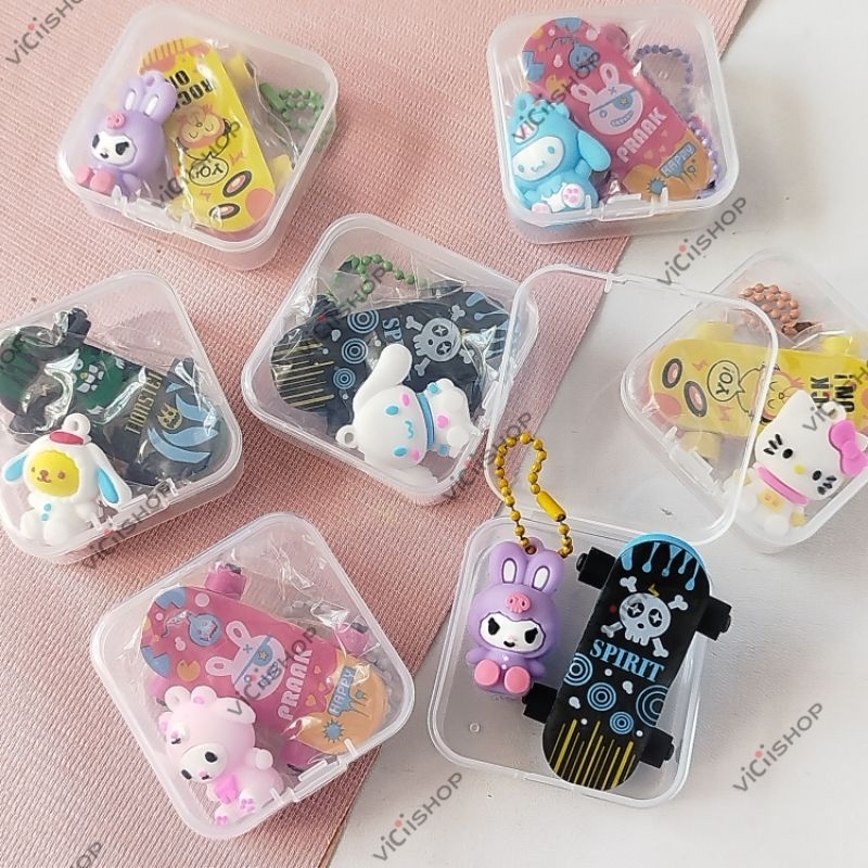 

Gantungan Karakter Lucu Dan Penghapus Skateboard Dengan Mika