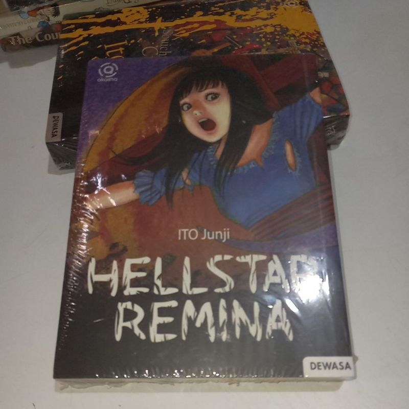 Komik Hellstar Remina