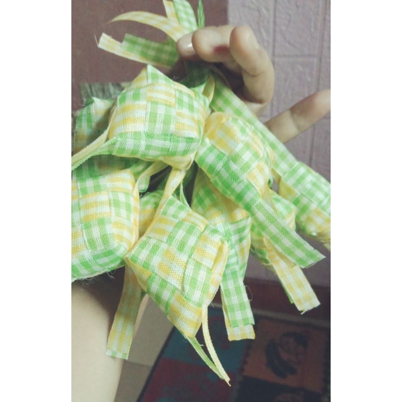 

Ketupat Pita Lebaran