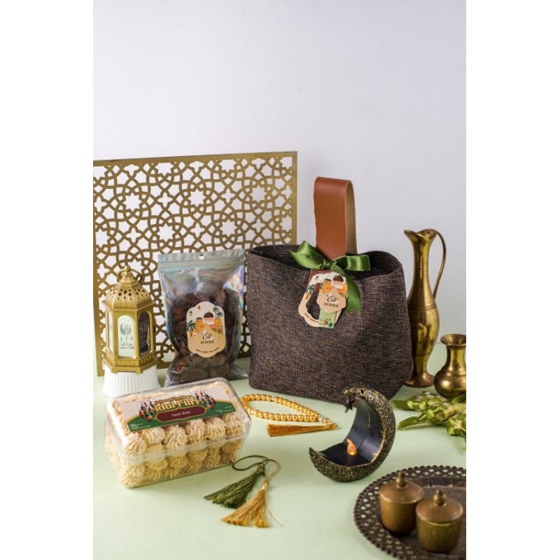 Eid Mubarak hampers 2025 packaging hampers lebaran