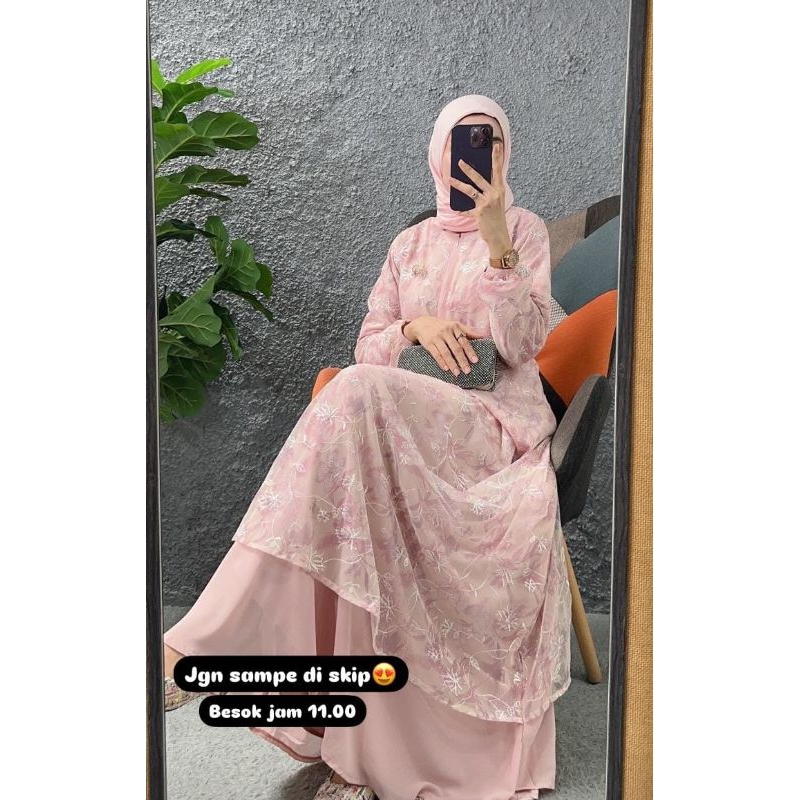 HUMAIRAH A  DAN HUMAIRAH BW BY JANNAT ID