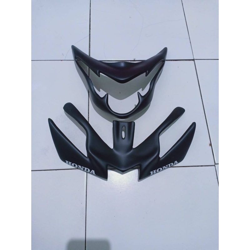 winglet dan cover Lis lampu depan Honda Beat pop