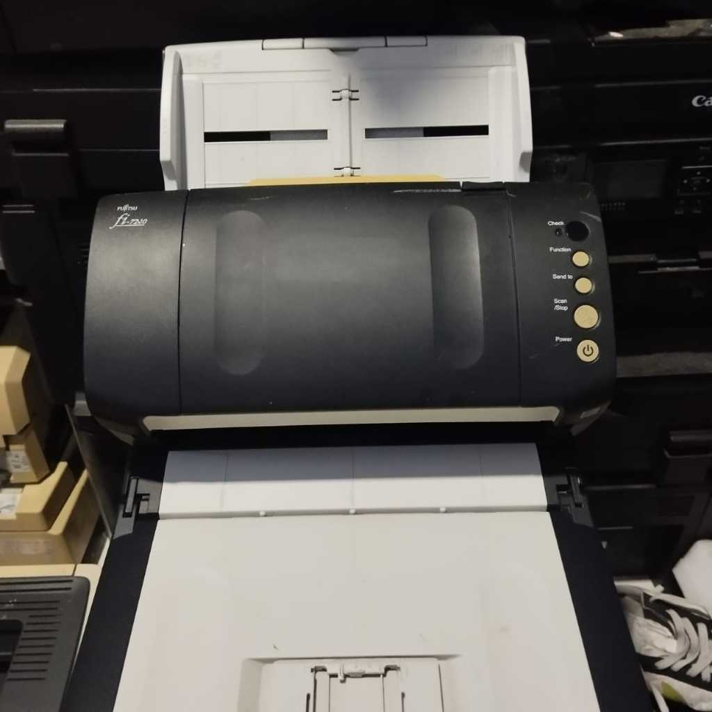 SCANNER F4 FUJITSU FI 7240 KECEPATAN SCAN 40PPM