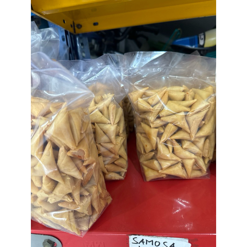 

samosa snack lebaran isi ayam samosa sianjur palembang