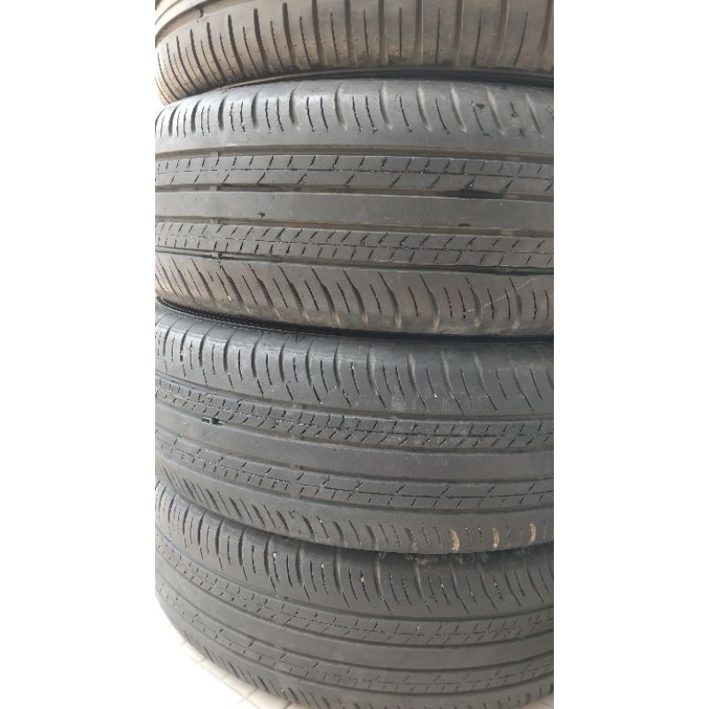 ban mobil copotan asli ukuran 215 60 R17 ban tubles