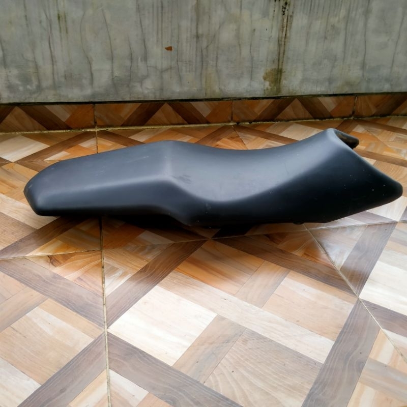 jok sadel Yamaha Vixion new original