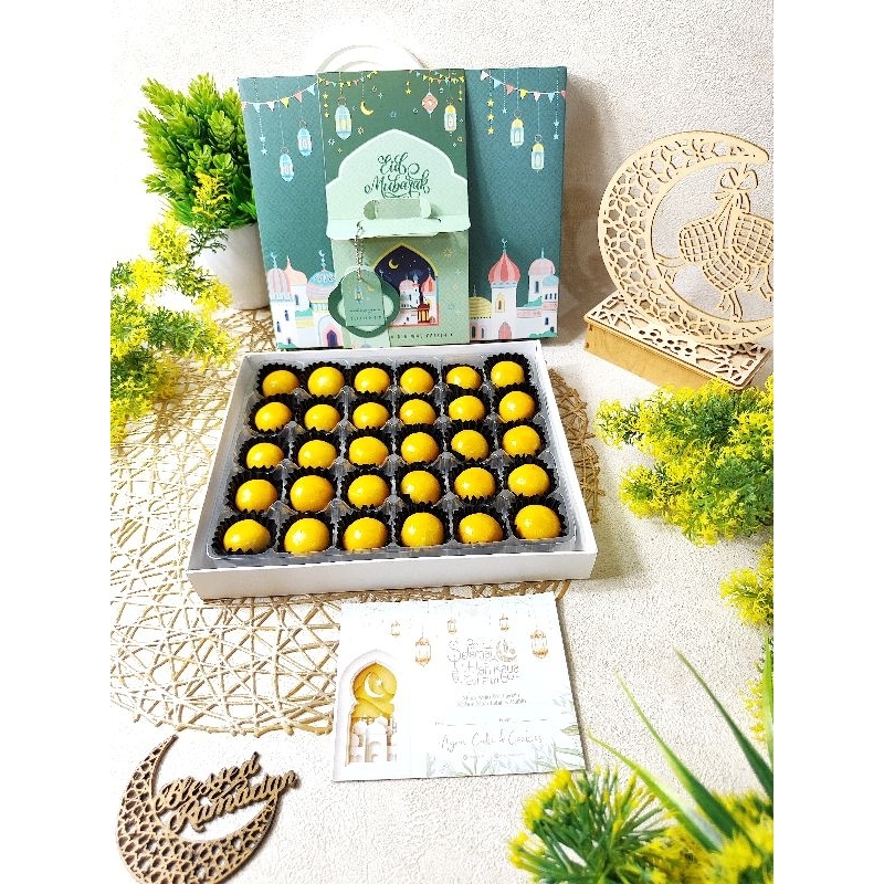

Hampers Nastar Box Ayra Cake & Cookies