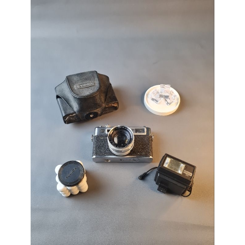 Kamera Analog Yashica Electro 35 GSN