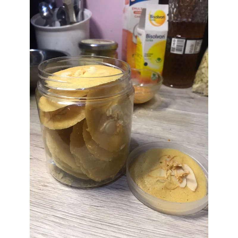 

almond crispy