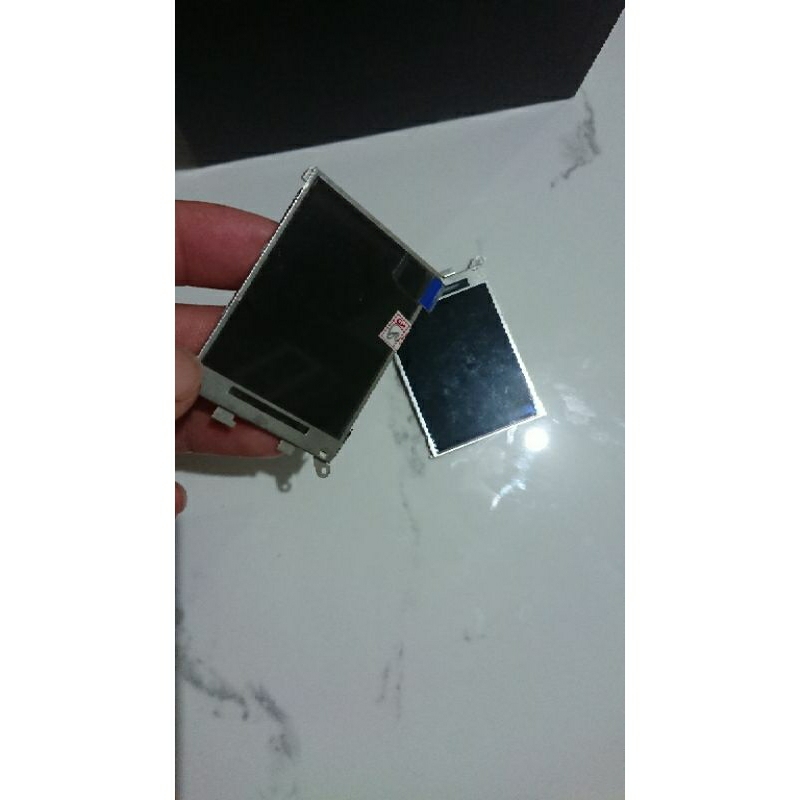 LCD sony ericsson J105