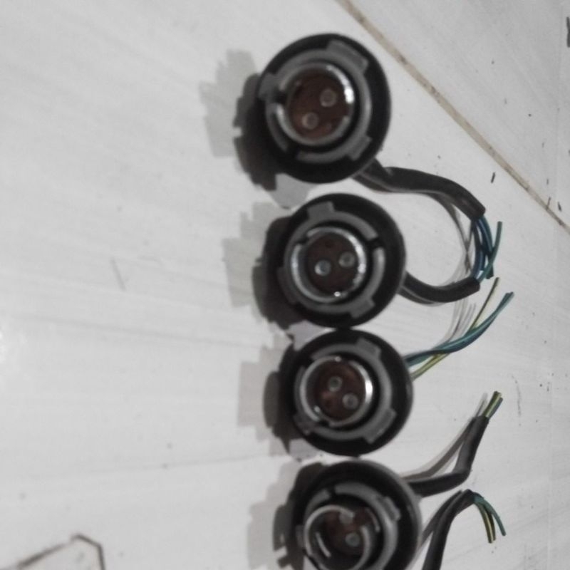 SOKET FITING LAMPU UNIVERSAL MOTOR/MOBILE/SOKET LAMPU STOPLAMP/LAMPU BELAKANG