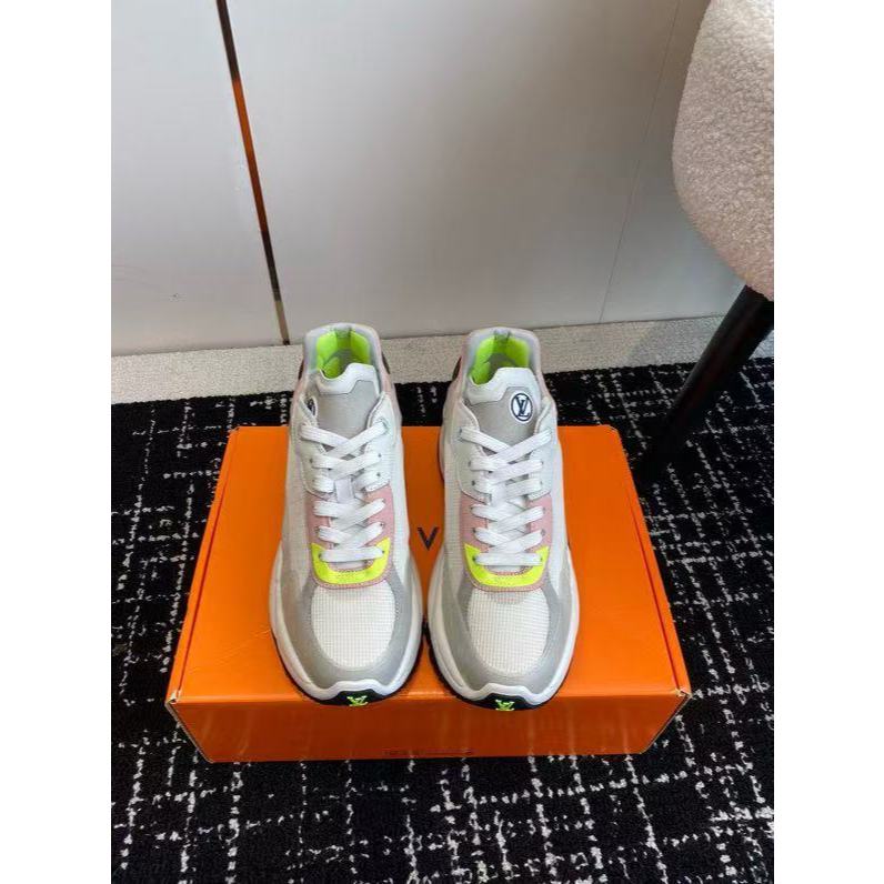 LOUIS VUITTON Kasual sepatu olahraga