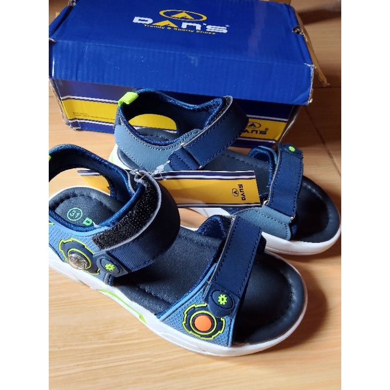 serba serbi sandal Dans Latto sandal anak laki laki