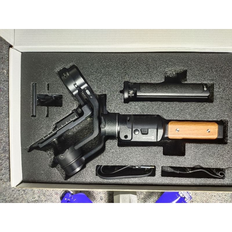 GIMBAL FEIYUTECH AK 2000c 3-Axis & Touchscren AK2000c FULLSET SIAP PAKAI SECOND BERGARANSI