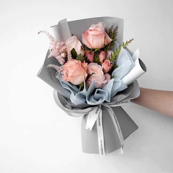 

KHALISA FLORIST C1 Hampers Lebaran Idul fitri Tema pink mangkok kramik dan snack