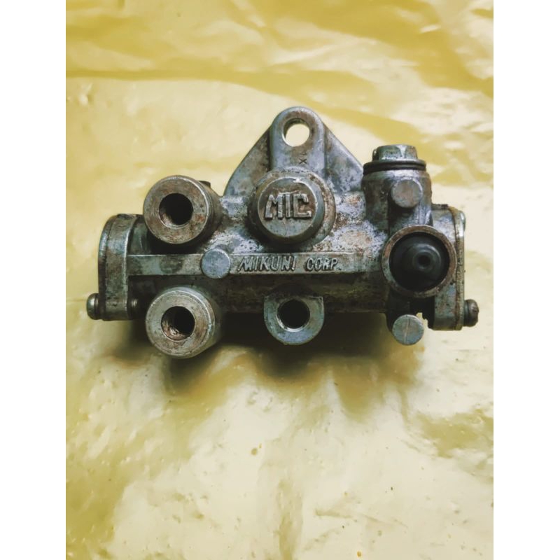 Pompa oli suzuki A100 RC100