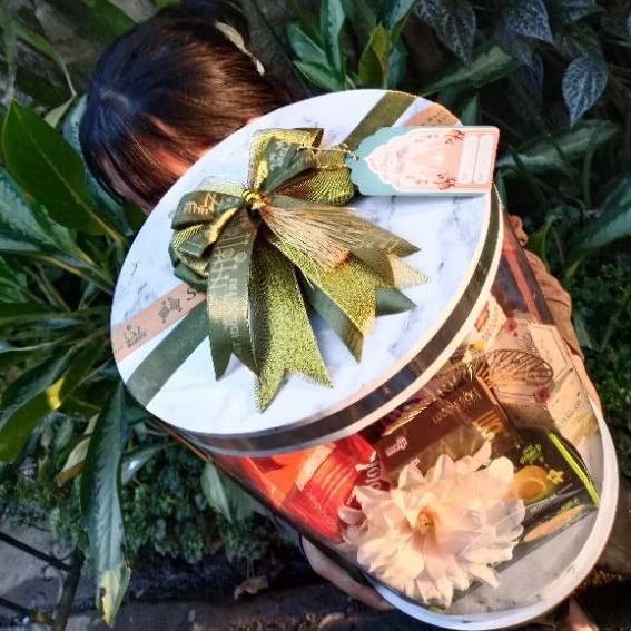 

1.1 PROMO STOK TERBATAS Parcel premium Spesial Idul Fitri