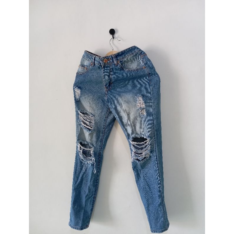 *preloved* ripped jeans