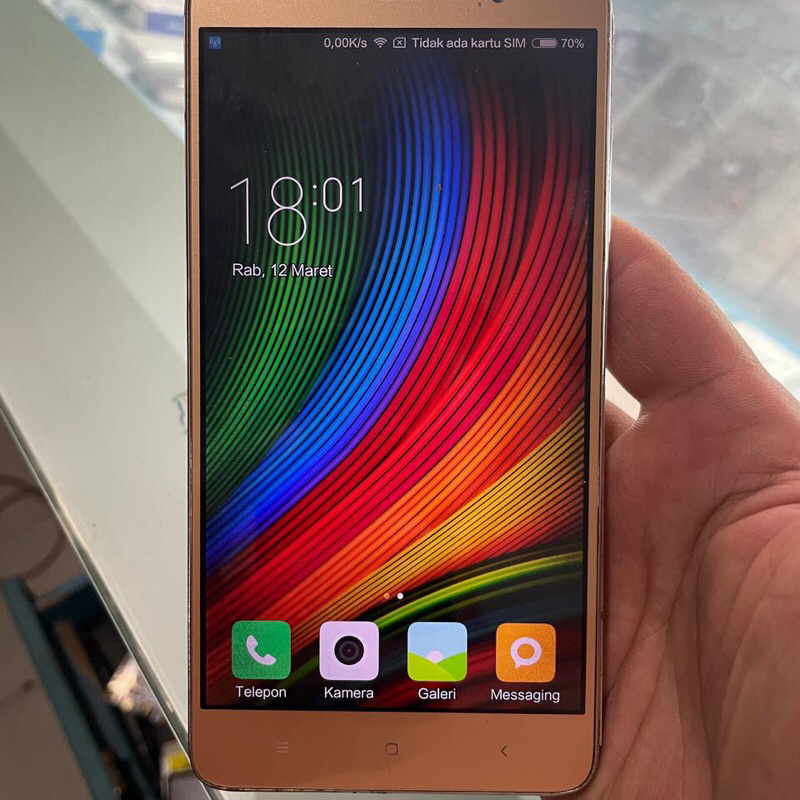 Xiaomi Note 3 LTE 2/16GB Second Minus Layar Shadow Sesuai Foto